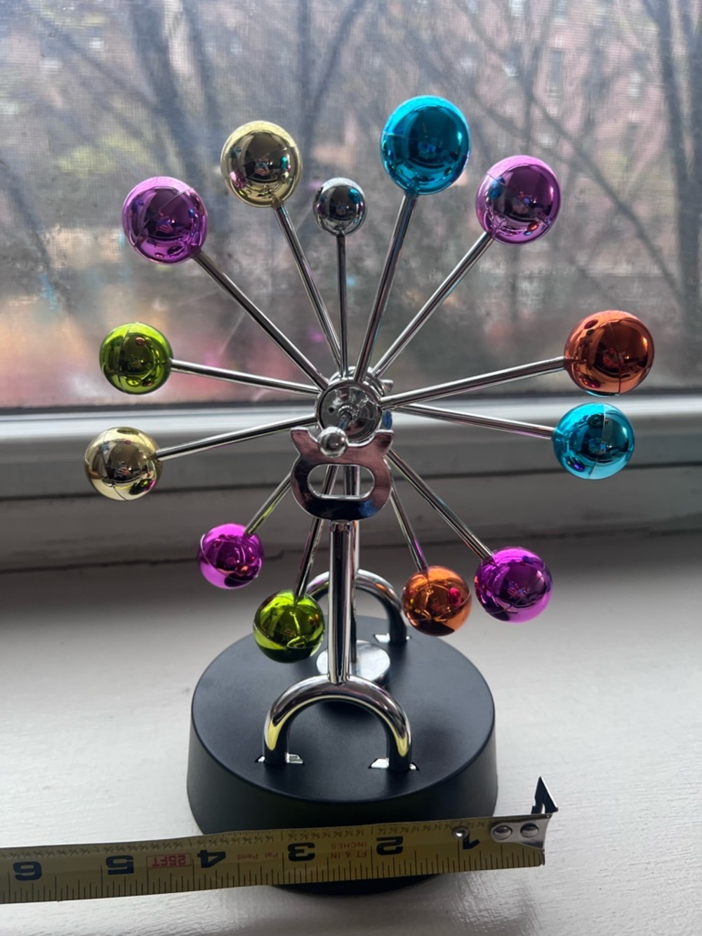 Kinetic Ferris Wheel Desk Toy with Multicolor Metallic Balls